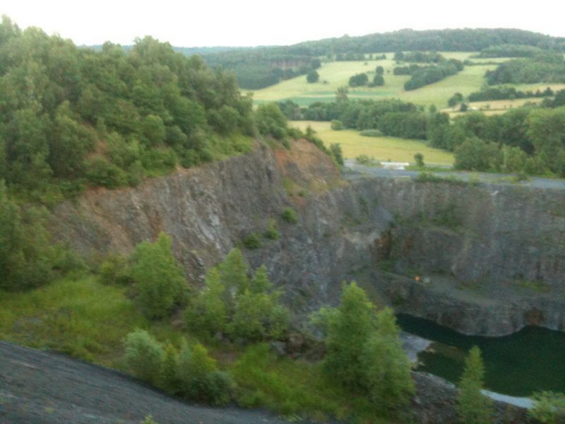 Fotos Stadt Ortenberg Hessen - Steinbruch-Ortenberg-Gauslberg.jpg