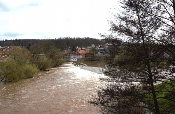 Mit Schiff und Kanu auf drei Flüssen