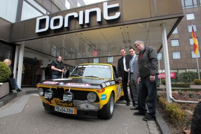 Rallye mit legendären Autos startet in Mönchengladbach