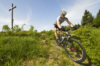 Mit Rennrad und Mountainbike über das 