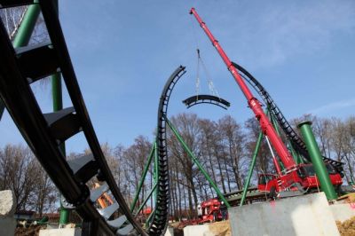 Aufbau der Achterbahn Freischütz hat begonnen